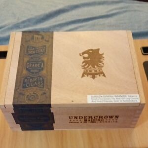 Undercrown Maduro Wooden Cigar Box